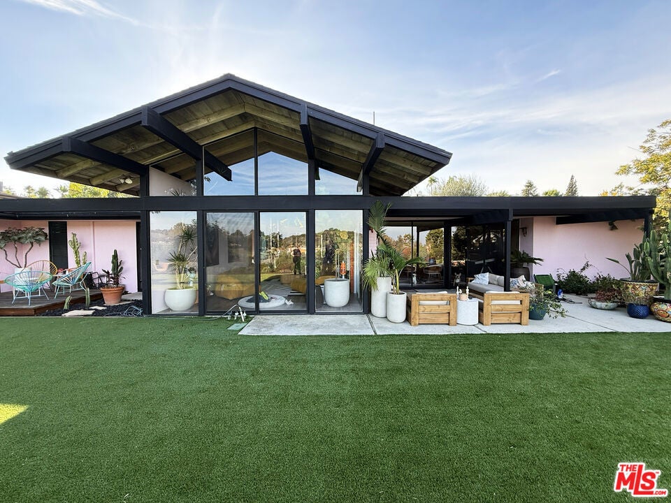 Photo of Listing #25614199