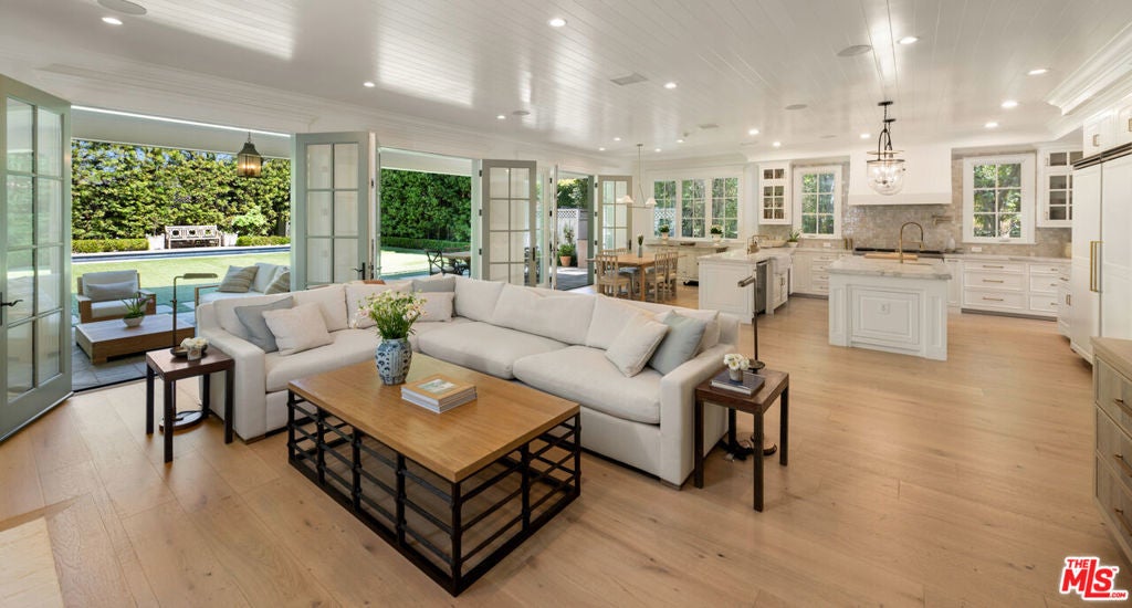 Photo of Listing #25616165