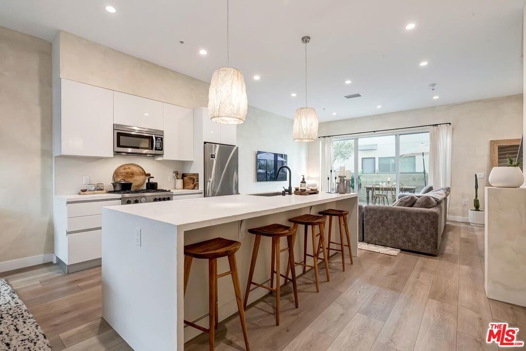 Photo of Listing #25613109