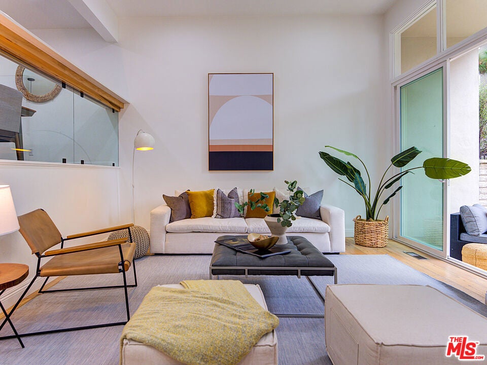 Photo of Listing #25616989