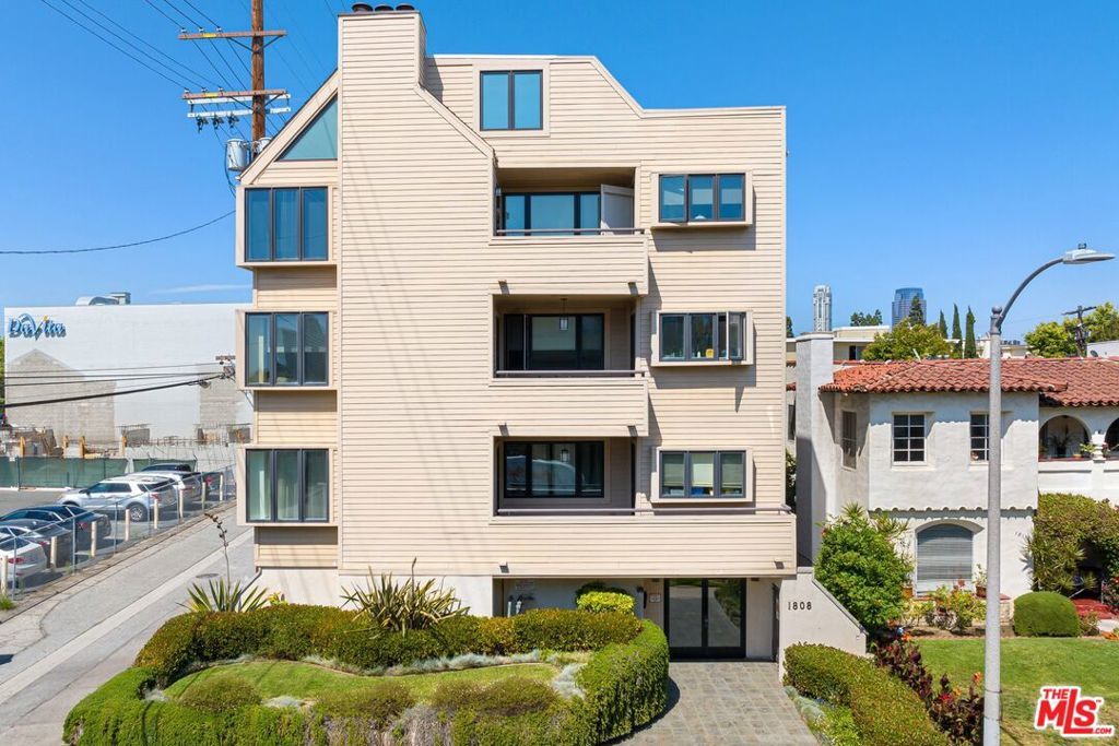 Photo of Listing #25617461