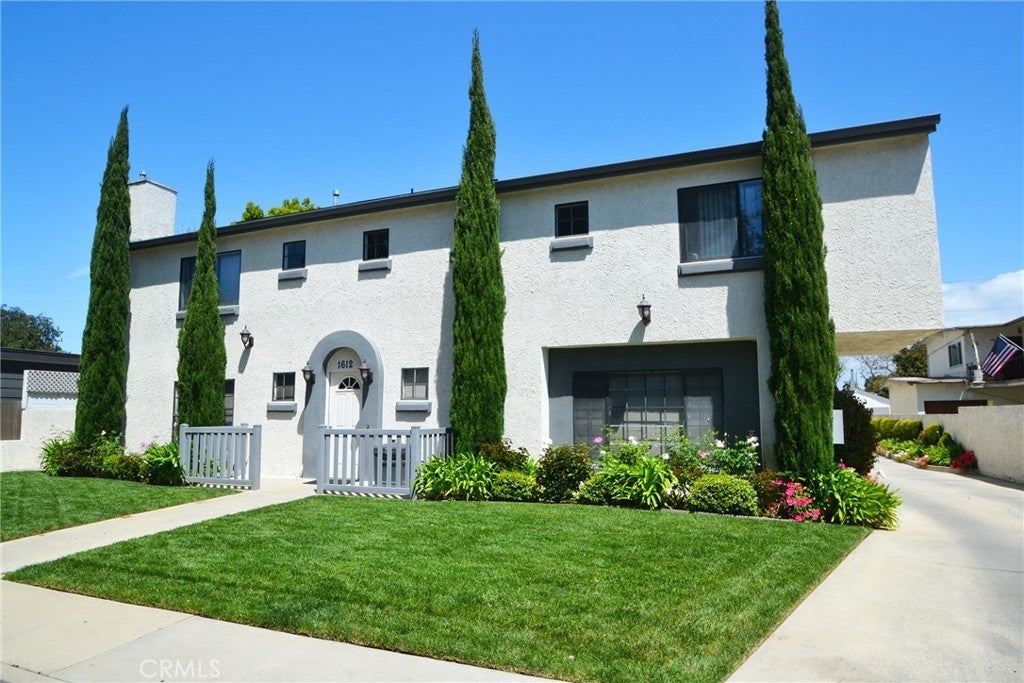 Photo of Listing #SB25257820