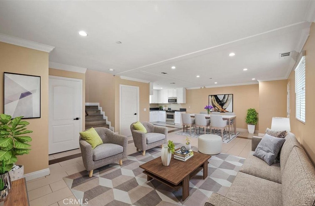 Photo of Listing #PW25258212