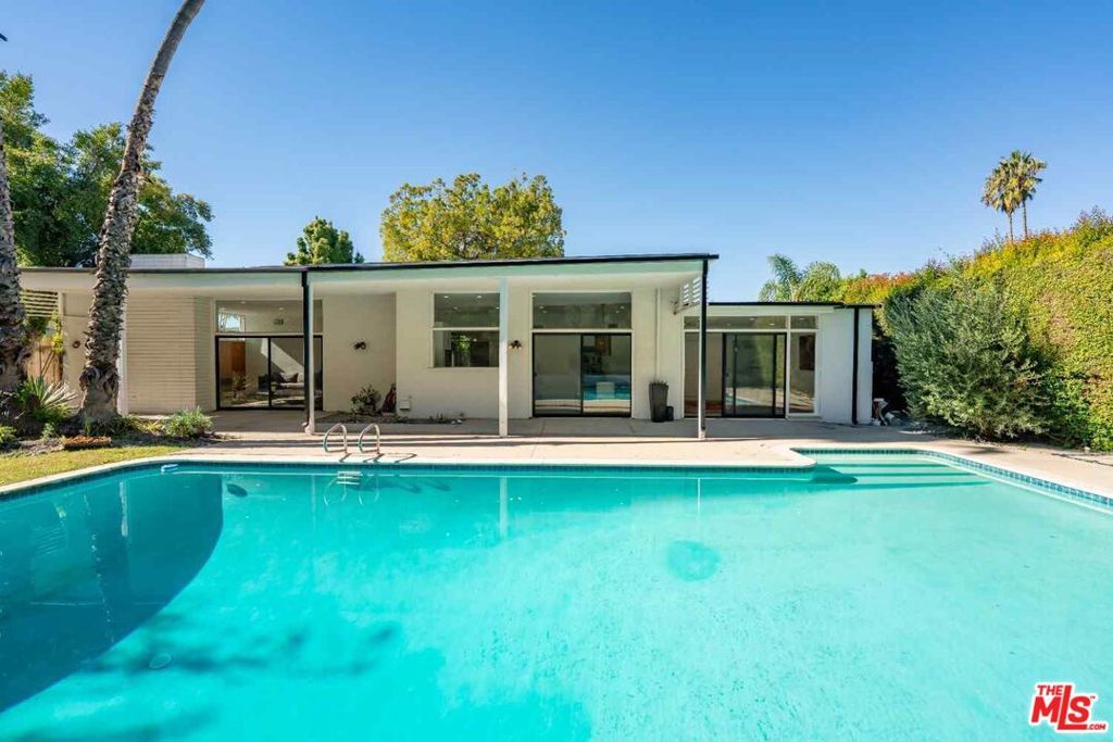 Photo of Listing #25617903