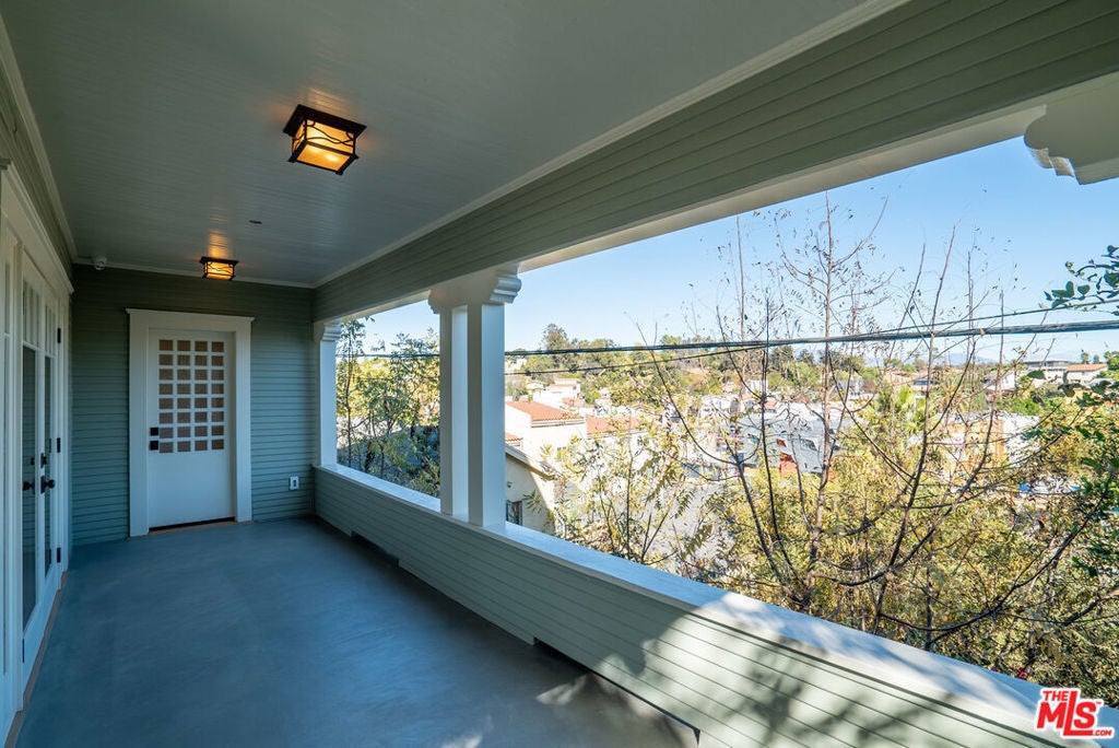 Photo of Listing #25618249