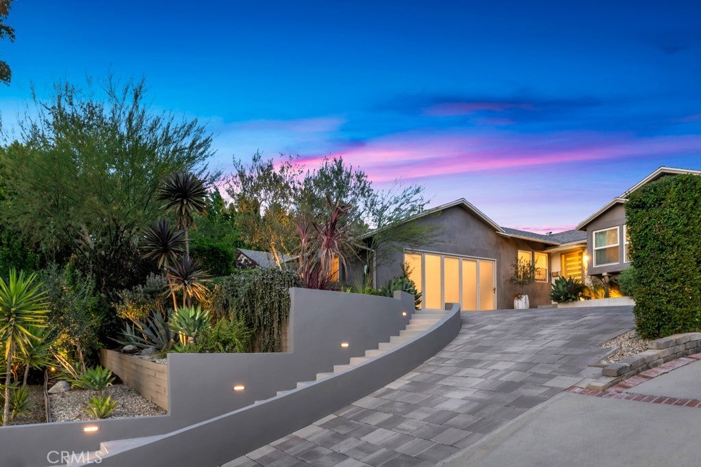 Photo of Listing #SR25260016