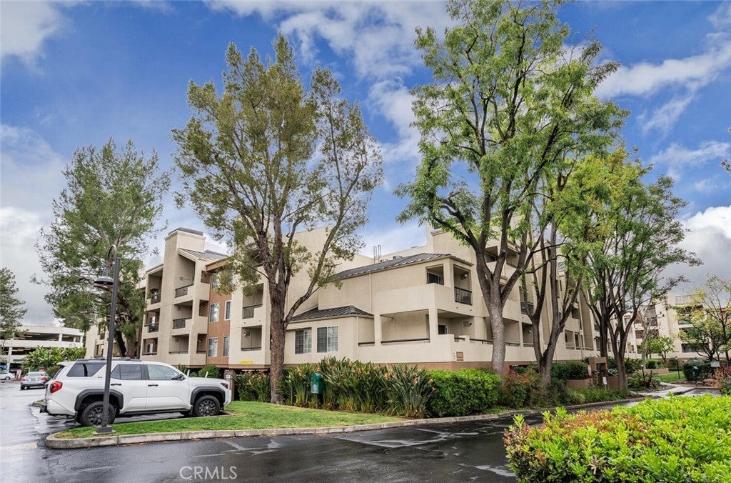 Photo of Listing #SR25262740