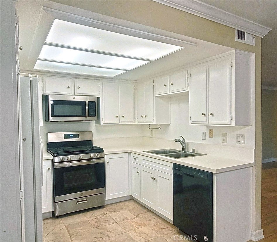 Photo of Listing #OC25258224