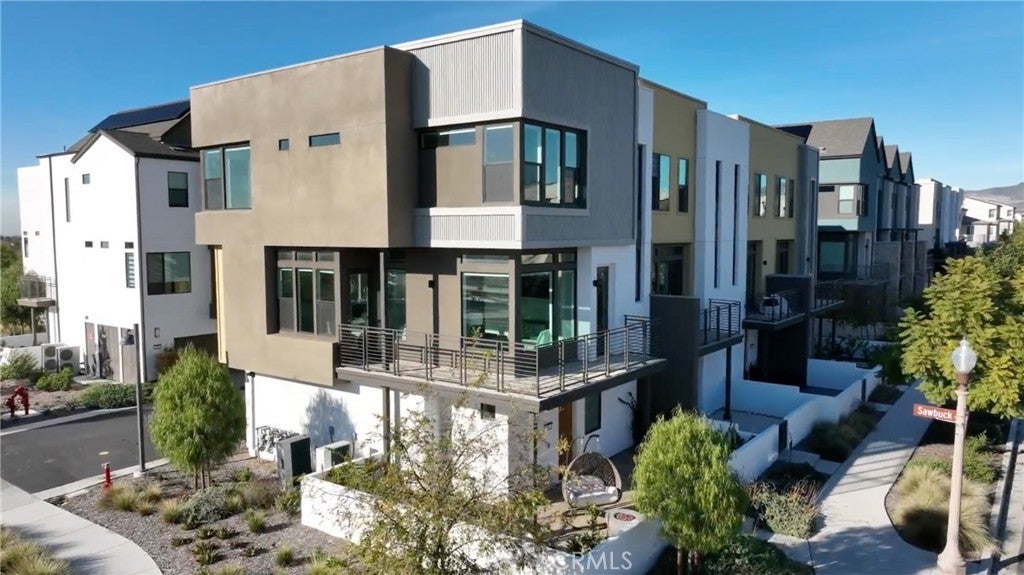 Photo of Listing #OC25265608