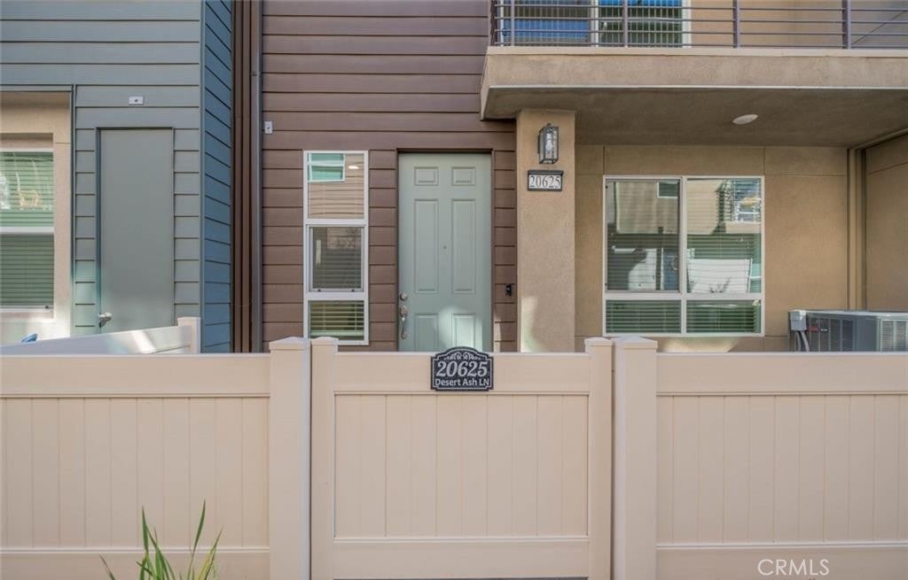 Photo of Listing #SR25265802