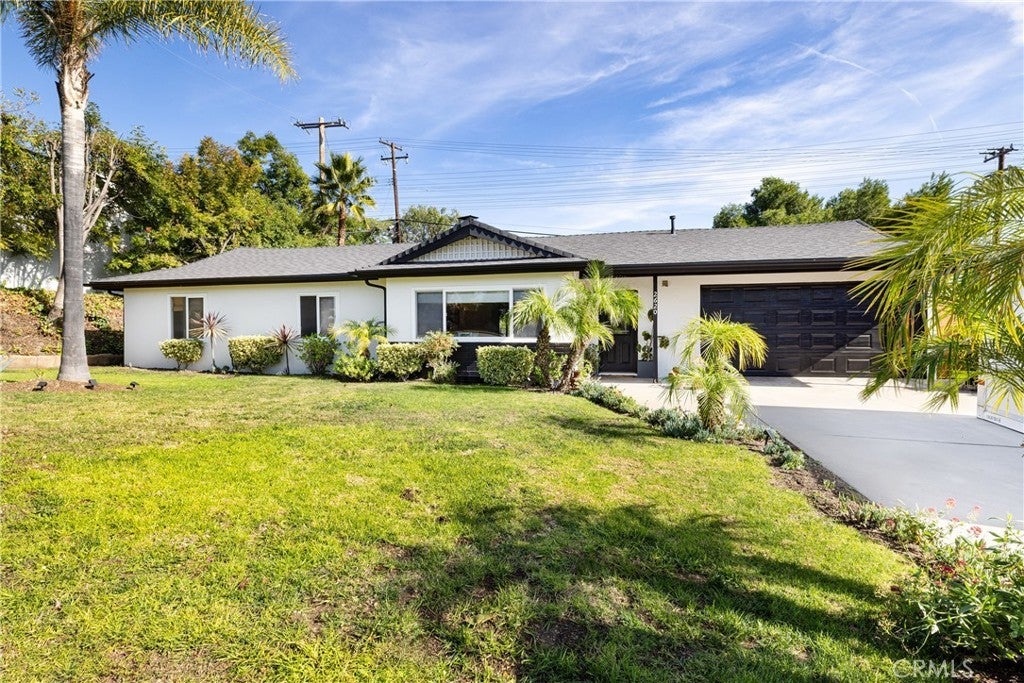 Photo of Listing #SR25266426