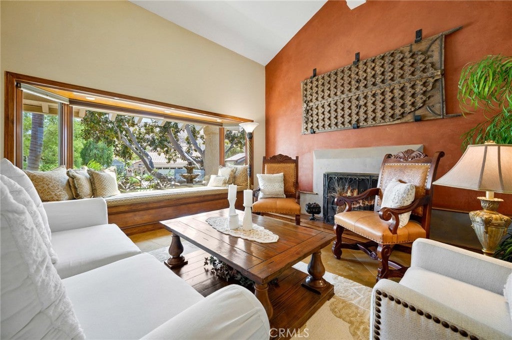 Photo of Listing #OC25227880