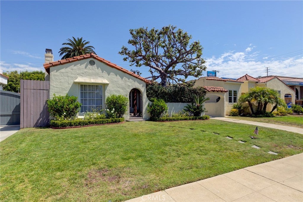 Photo of Listing #PV25264414