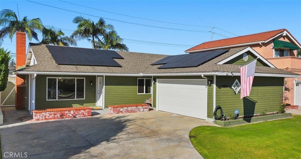 Photo of Listing #NP25267459