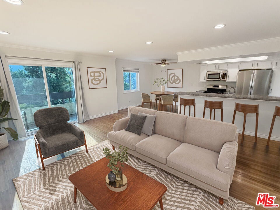 Photo of Listing #25623725