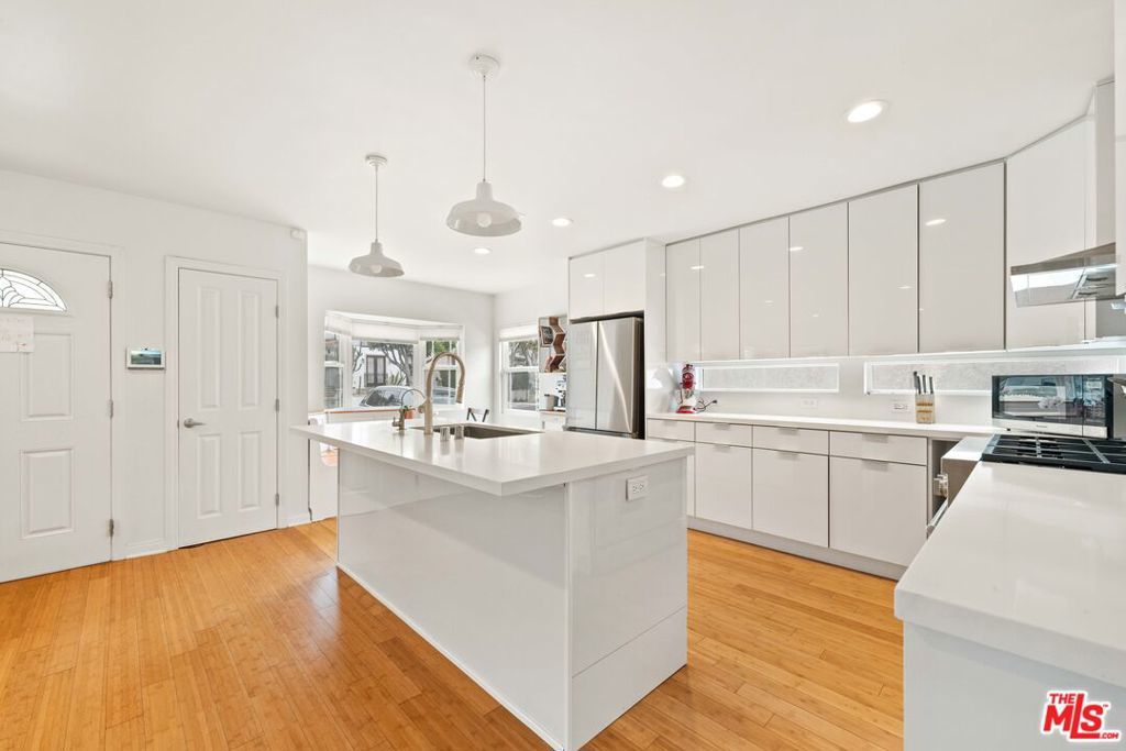 Photo of Listing #25623861