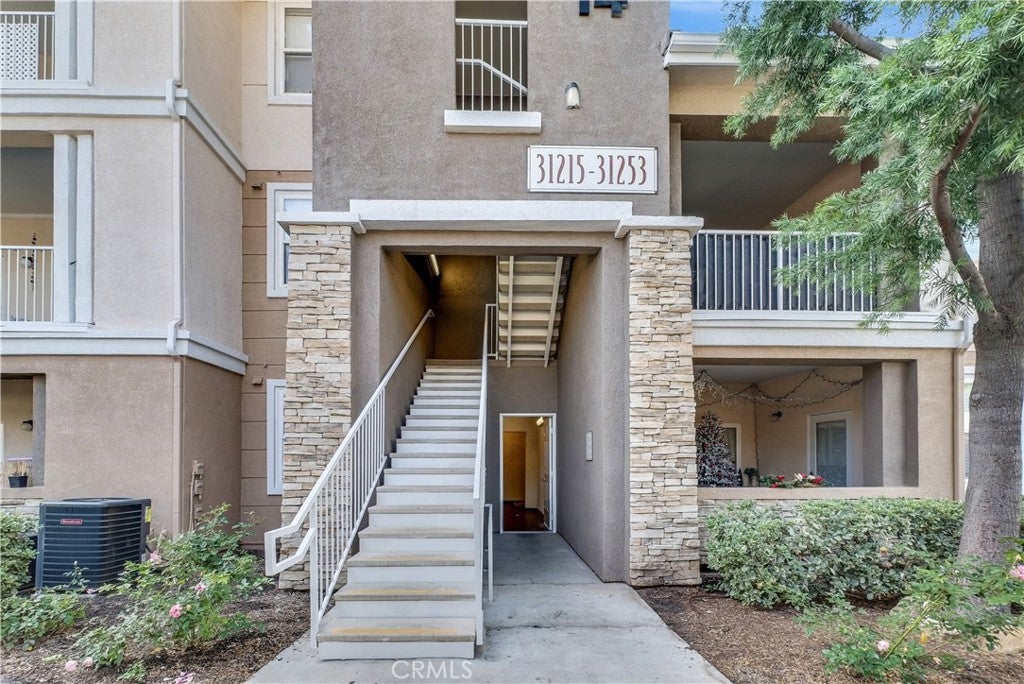 Photo of Listing #NP25229574