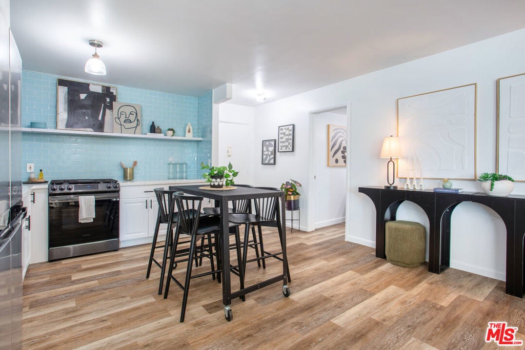 Photo of Listing #25621985