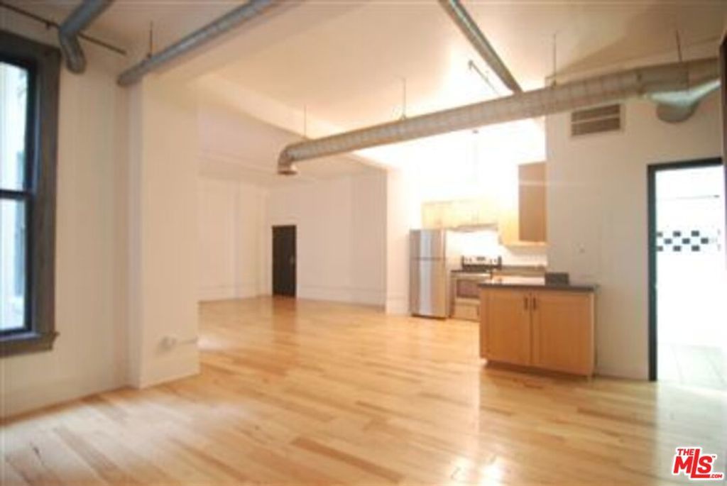 Photo of Listing #25625295