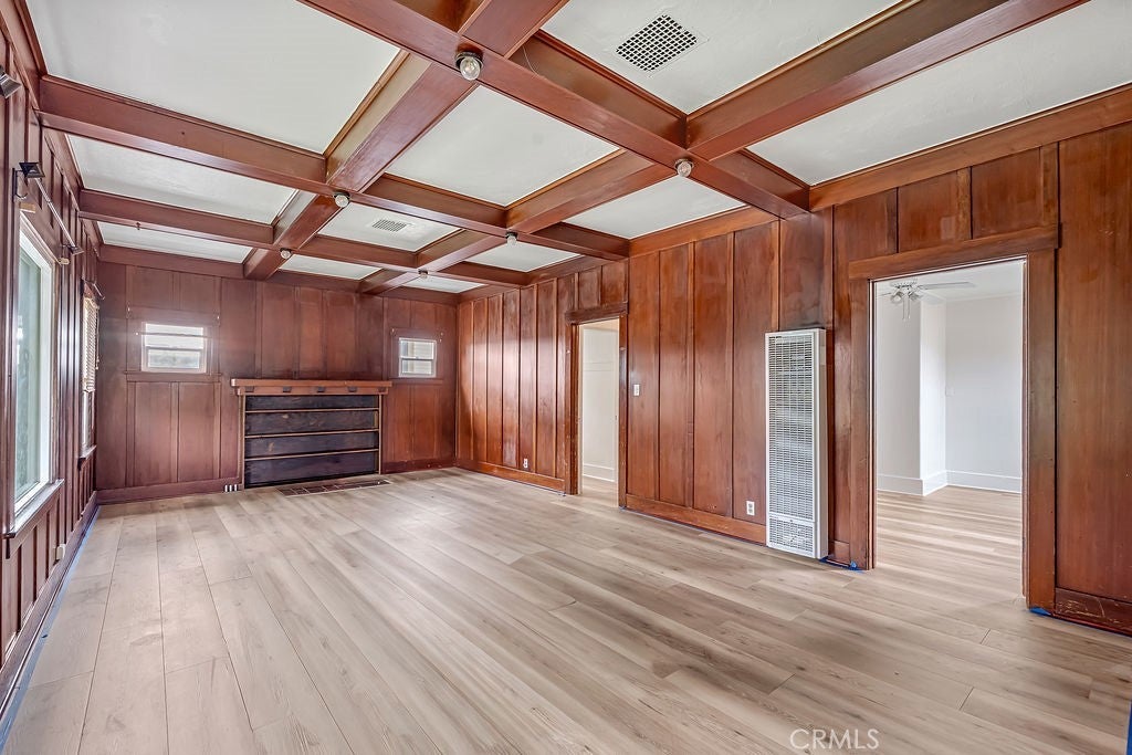 Photo of Listing #WS25270818