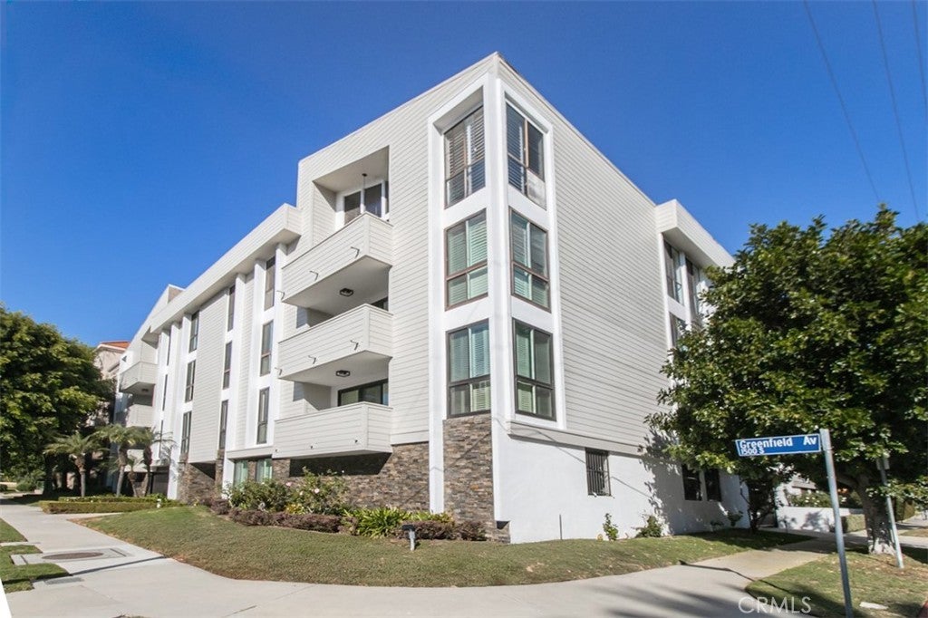 Photo of Listing #SR25272748