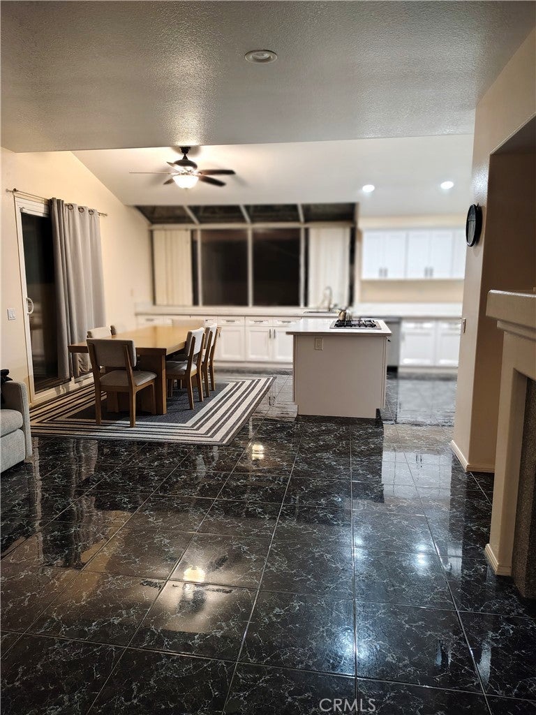 Photo of Listing #TR25273068