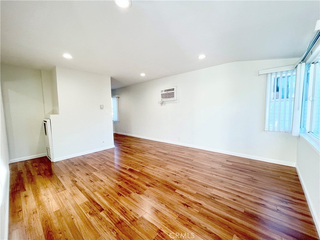 Photo of Listing #GD25274000