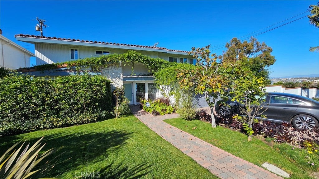 Photo of Listing #PV25274853