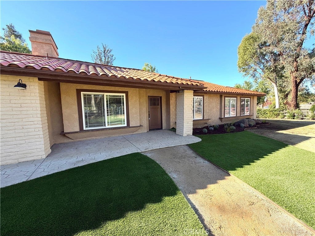 Photo of Listing #SR25276581