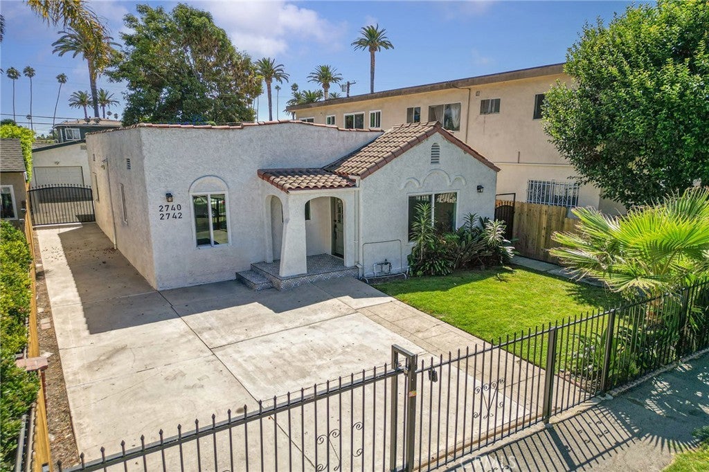 Photo of Listing #DW25276984