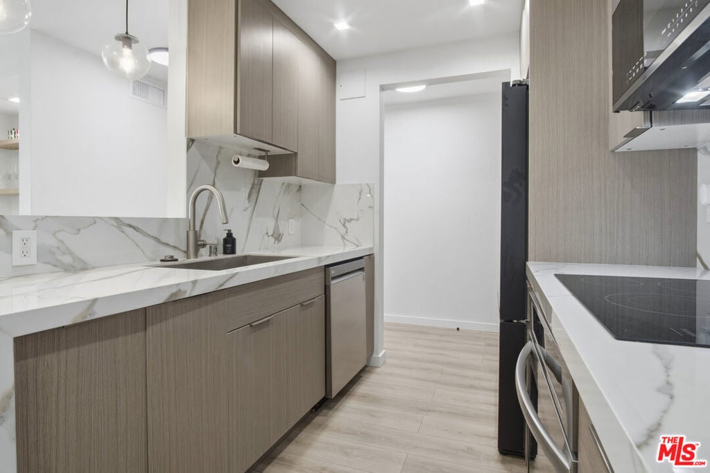 Photo of Listing #25629123