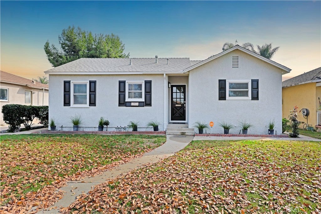 Photo of Listing #DW25278104