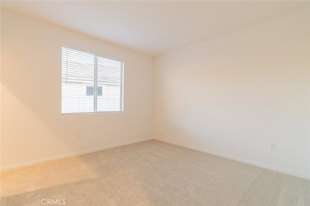 Photo of Listing #PW25276709