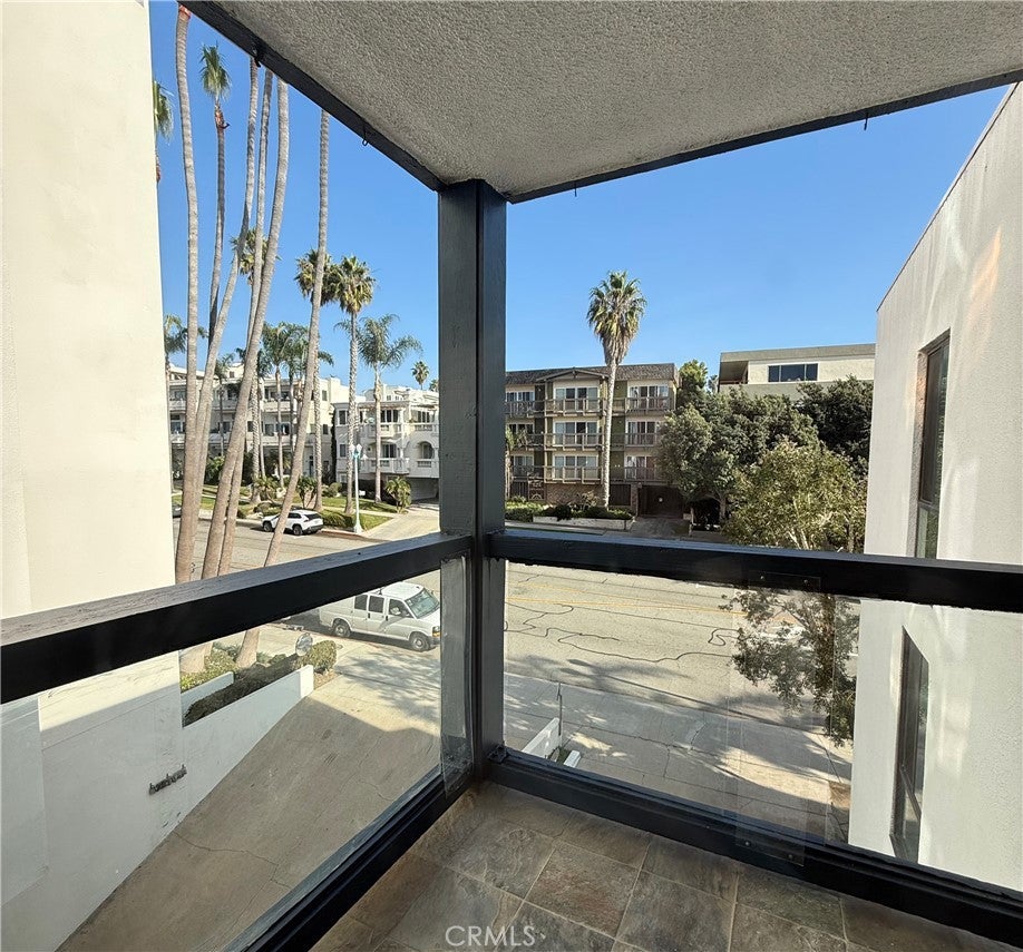 Photo of Listing #SB25278892