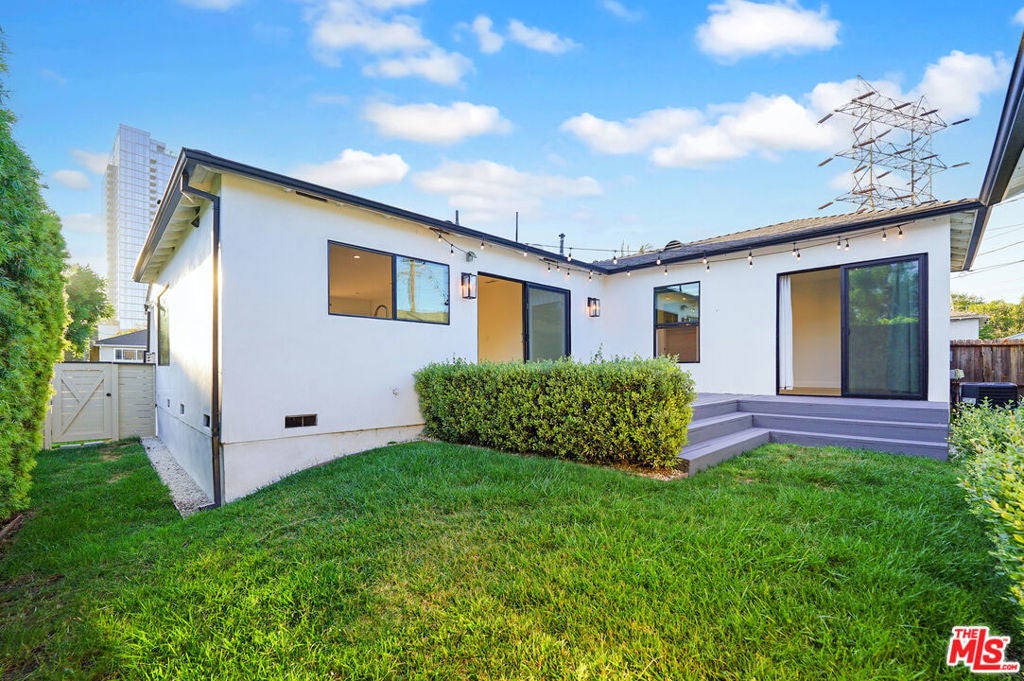 Photo of Listing #25630421