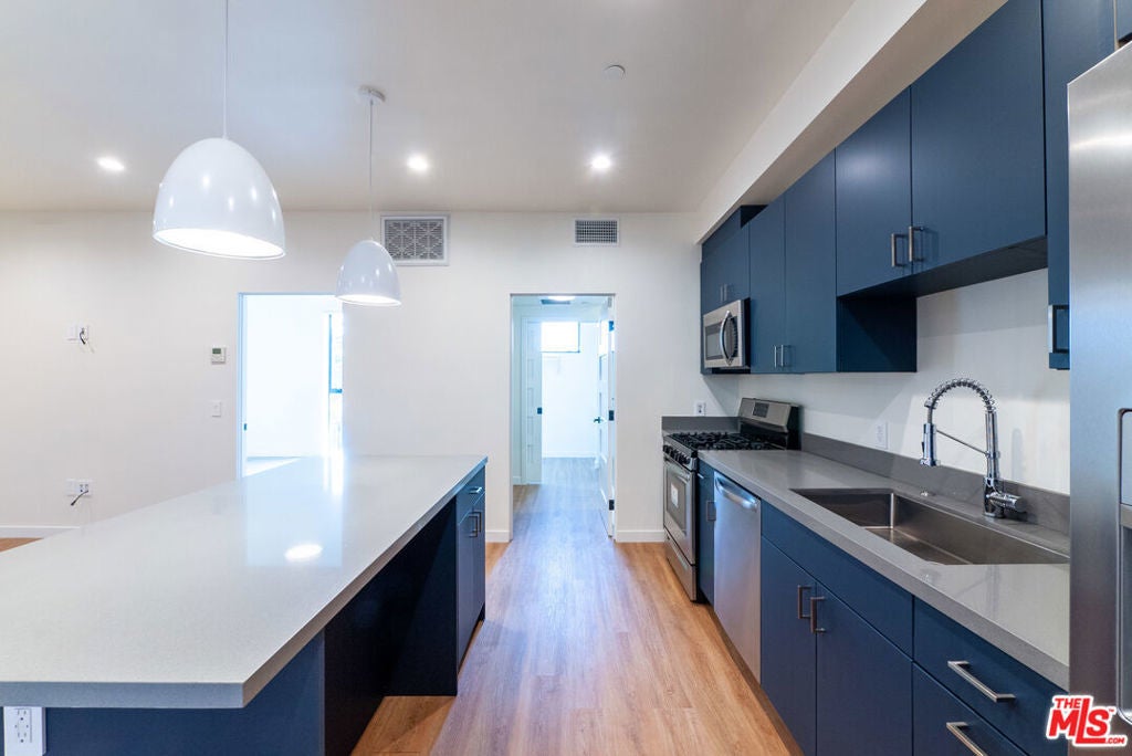 Photo of Listing #25630639