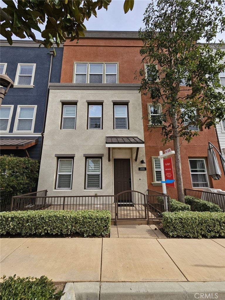 Photo of Listing #CV25280931