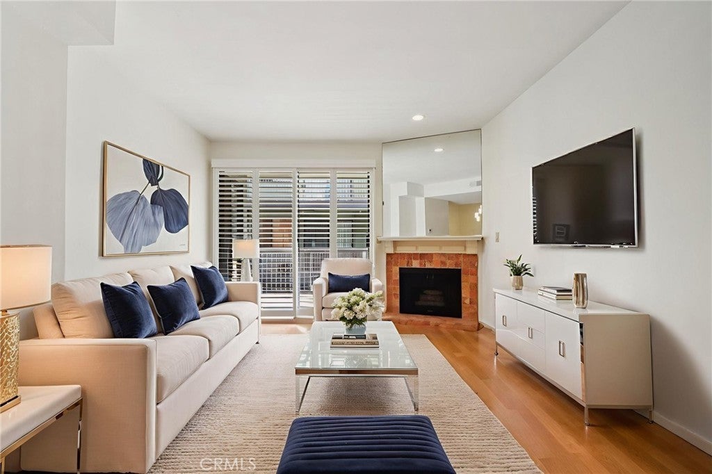 Photo of Listing #WS25281083