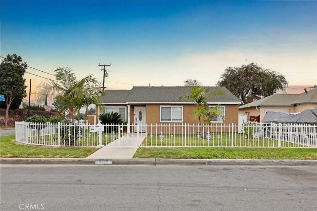 Photo of Listing #DW25279958