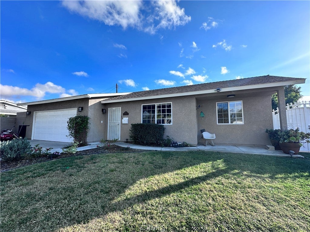 Photo of Listing #OC25280593