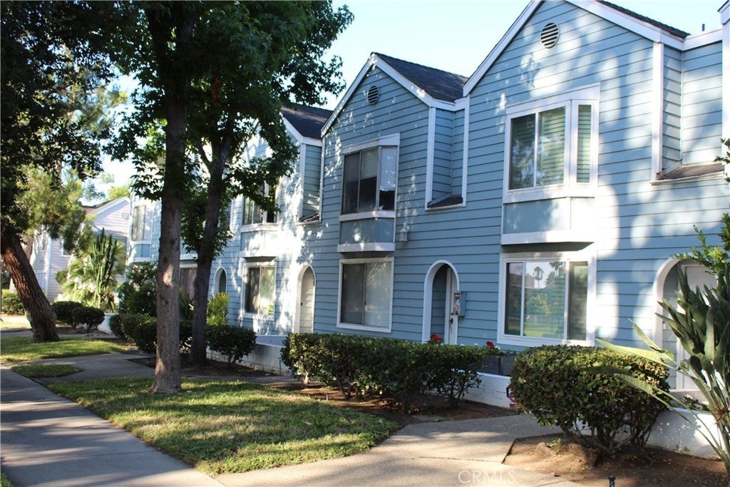 Photo of Listing #CV25282476