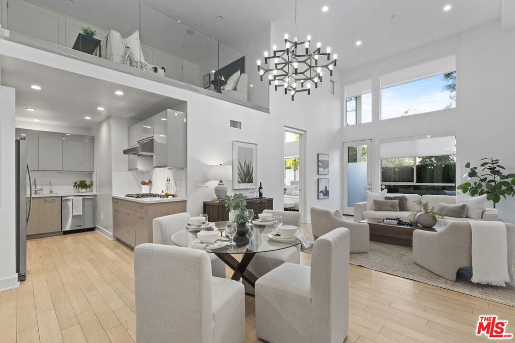 Photo of Listing #26633559