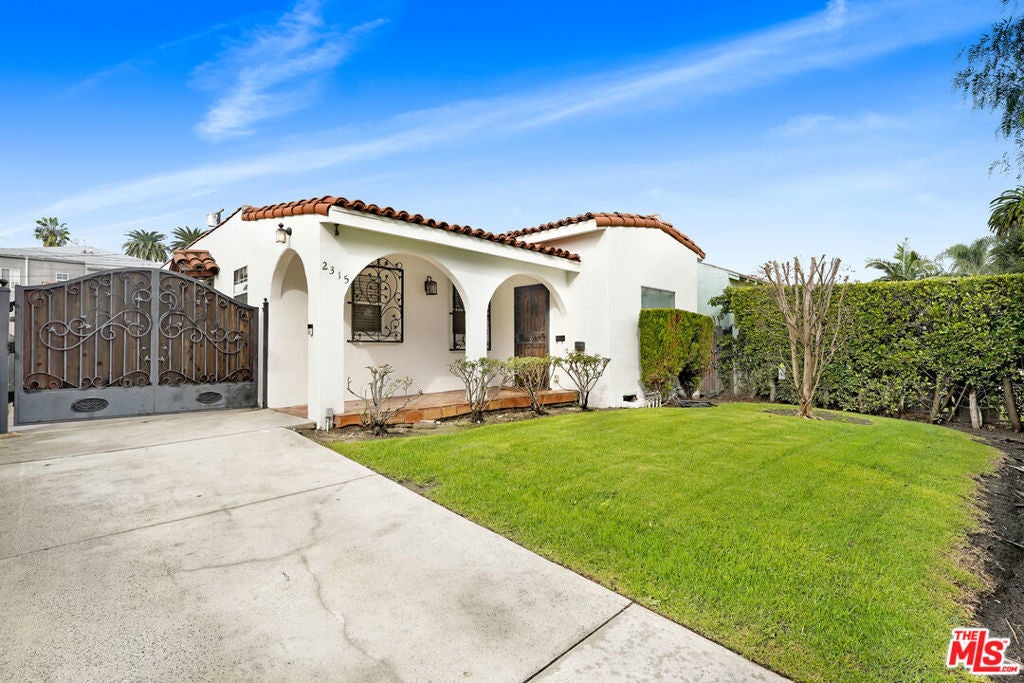 Photo of Listing #26635117