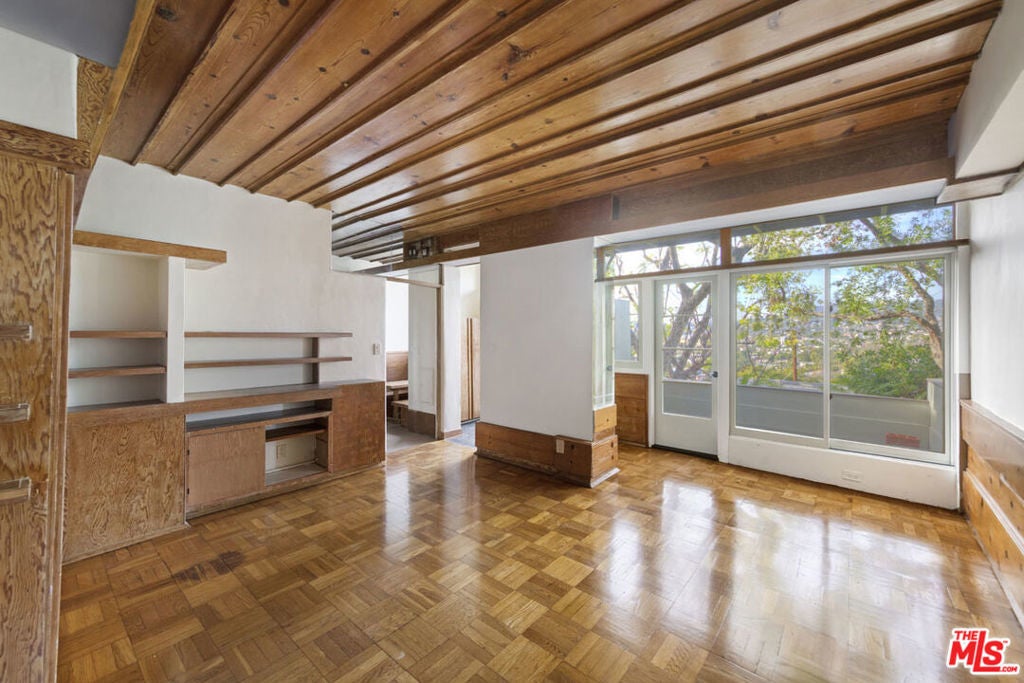 Photo of Listing #26637181