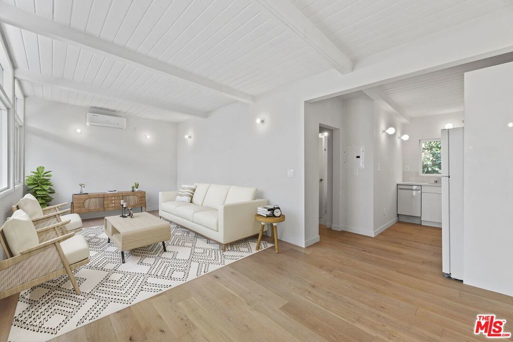 Photo of Listing #26637451