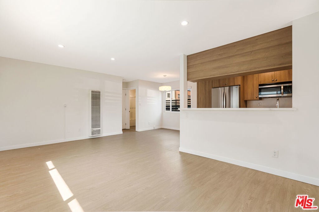 Photo of Listing #26638123