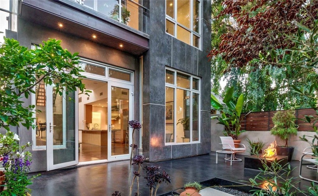 Photo of Listing #SB26010406