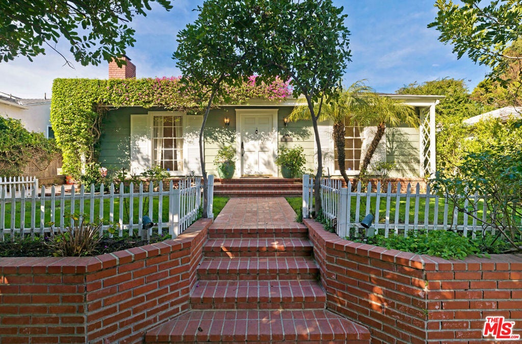 Photo of Listing #26637815