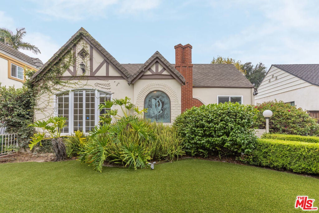 Photo of Listing #25599671