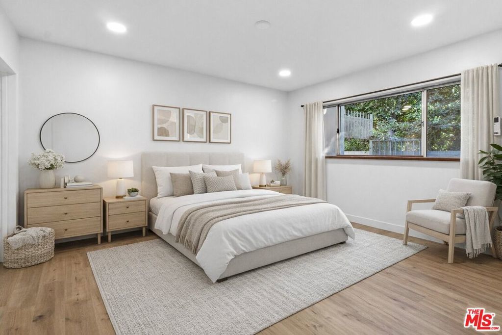 Photo of Listing #26638973